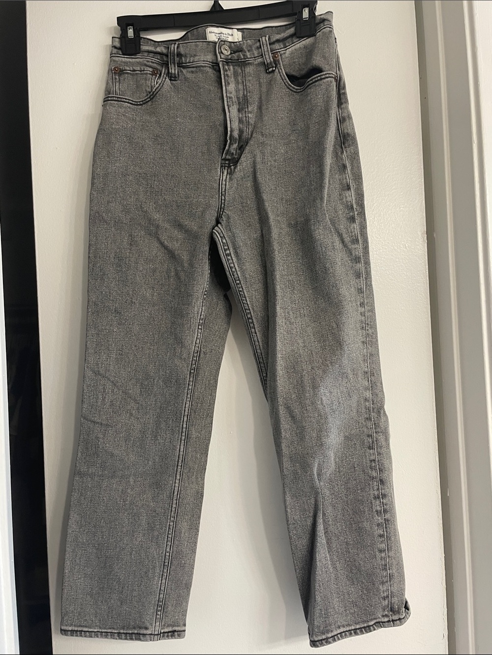 Abercrombie Straight Leg  Grey Jeans 27/4s Curve Love